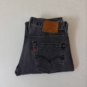 Levi’s 501 sz 30.)