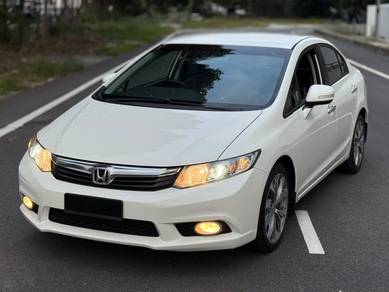 Honda Civic S NAVI in Bandar Puteri Puchong, SGR