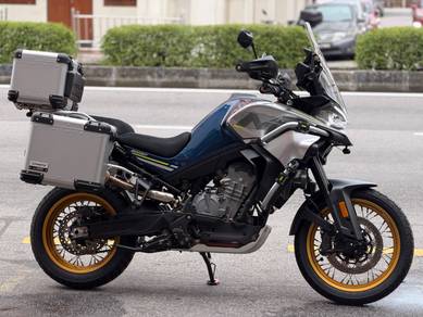 CFMOTO 800MT
