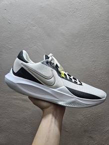 Nike Basketball Shoe - Precision 6