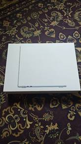 Apple MacBook Air M5 13-inch 16GB Ram 512GB 