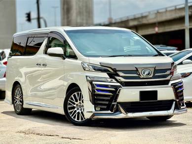 Toyota Vellfire ZG in Puchong, KUL