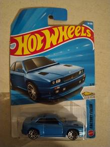 Maserati shamal