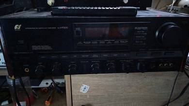 Sansui AU V7000 surround amplifier 