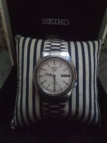 Seiko 5 auto