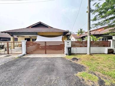 Semi-Detached House For Sale in Nilai,NSN