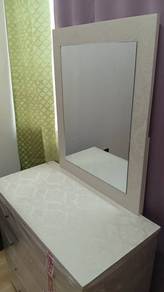 Meja solek