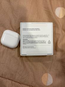 Apple AirPod 4 ANC (Active noise control)