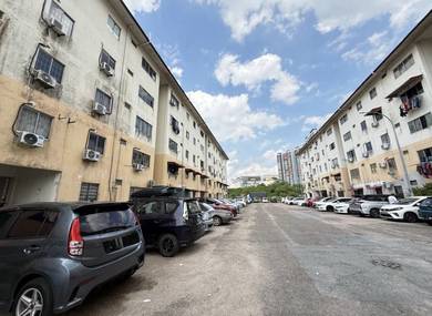 Flat For Sale in Taman Tampoi Utama Flat