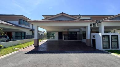 Semi-Detached House For Sale in Bertam,PNG
