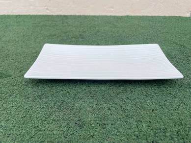 B470 Pinggan Porcelain Plate 25 x 13 cm White