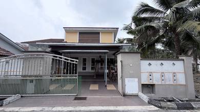 Bungalow House For Sale in Banting,SGR