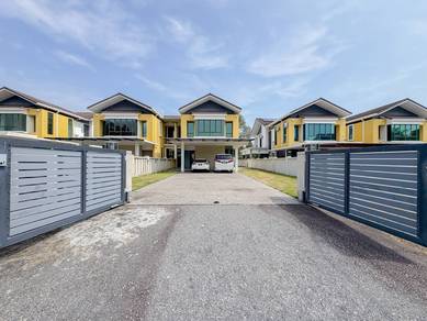 Semi-Detached House For Sale in Bandar Baru Enstek,NSN