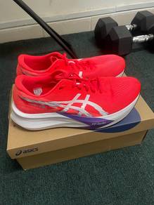 ASICS Magic Speed 4 - Men Running Shoes