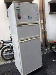 Elba Fridge 3 doors Peti Sejuk Ais Refrigerator