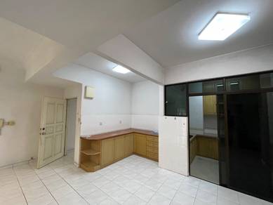 Condominium For Rent in Grand View