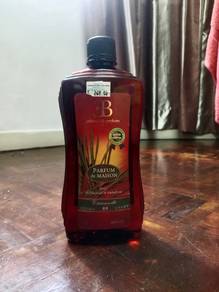 Estebel 1833 perfume de Maison