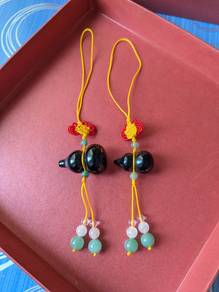 Rainbow obsidian car pendant wulu