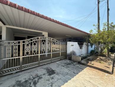 Semi-Detached House For Sale in Bukit Minyak,PNG