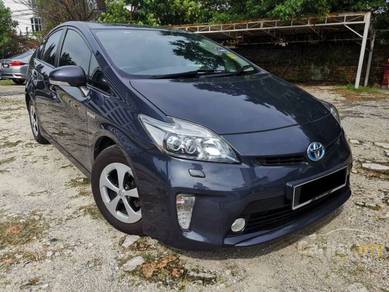 Toyota Prius LUXURY (HYBRID) in Subang Jaya, SGR