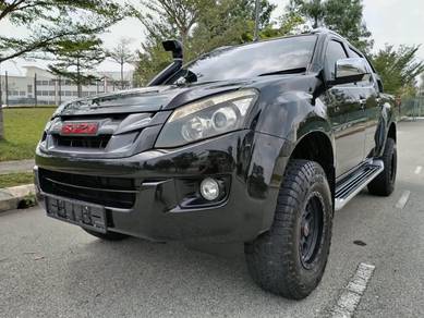 Isuzu D-Max ARTIC 4Ã4 (WITH V-LID) in Subang Perdana, SGR