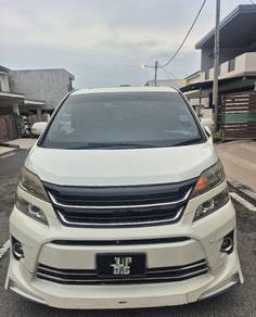 Toyota Vellfire X MOON ROOF in Segamat, JHR