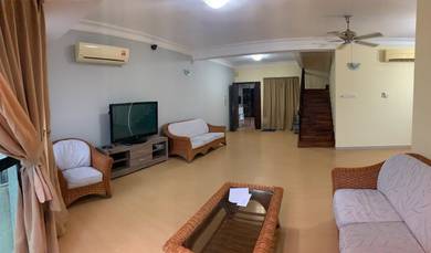 Condominium For Sale in Grace Garden