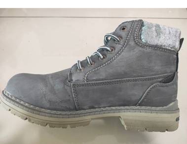 Winter boots