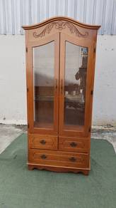 YE13B Almari Pameran 2.8x6' Solid Display Cabinet