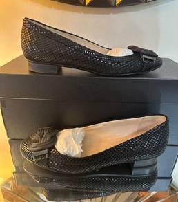 Authentic RUSSELL & BROMLEY Flat Shoes Size 36