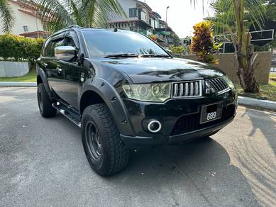 Mitsubishi Pajero SPORT VGT in Bukit Jalil, KUL