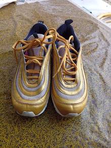 condition 9/10
