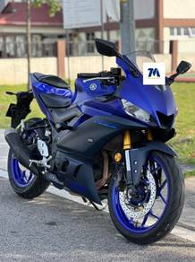 Yamaha R25