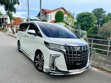 Toyota Alphard SC in Greenlane, PNG