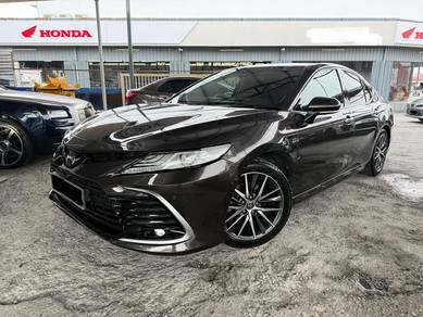 2022 Toyota Camry V
