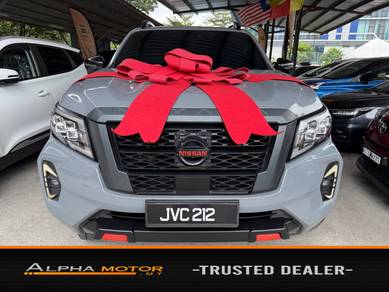 Nissan Navara PRO-4X in Petaling Jaya, SGR