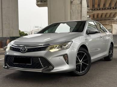 2017 Toyota Camry HYBRID LUXURY