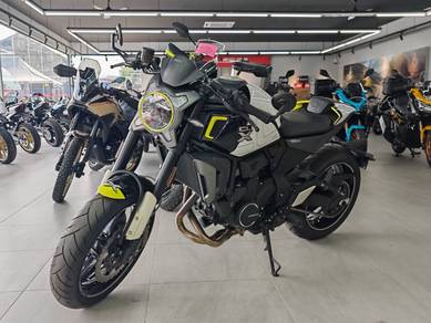 CFMOTO 700 CL-X Sport