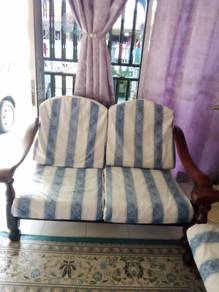 Sofa with Table