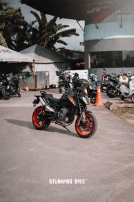 KTM 690 Duke