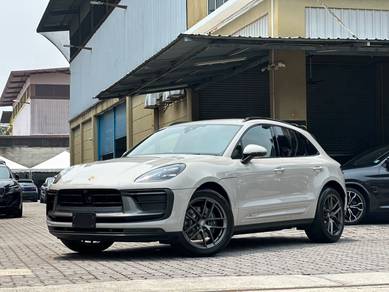 Porsche Macan FACELIFT in Kota Damansara, SGR