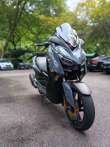 Yamaha XMAX