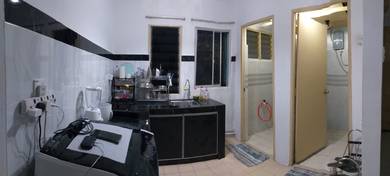 Apartment For Rent in Kemuning Apartment (Taman Bunga Raya)