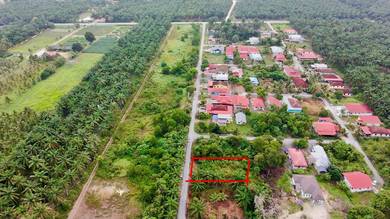 Residential Land in Beruas, PRK