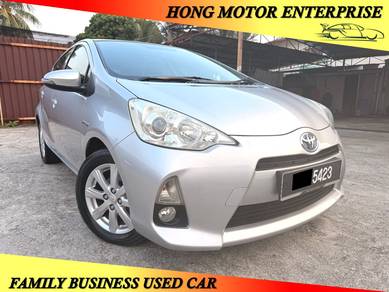Toyota Prius c (HYBRID) in Kajang, SGR