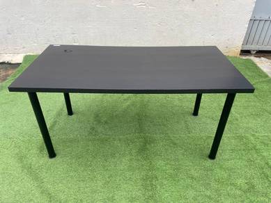 YE73BJ Meja Tulis 150x75cm IKEA VIKA AMON Table
