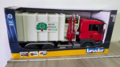 [bruder]BR03761 MAN TGS Side Loading Garbage Truck