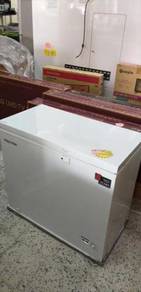 New TOSHIBA Chest Freezer 258L gross