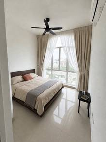 Condominium For Sale in Anggun Lumayan