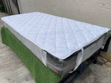 B867 Alas Tilam Single Mattress Protector